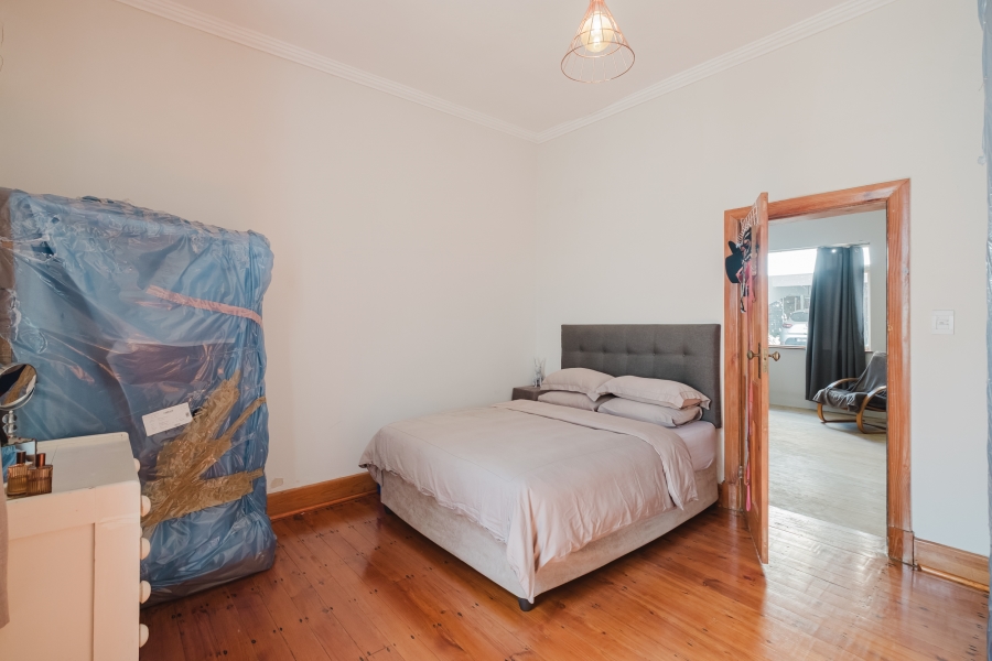 3 Bedroom Property for Sale in Sea Point Western Cape